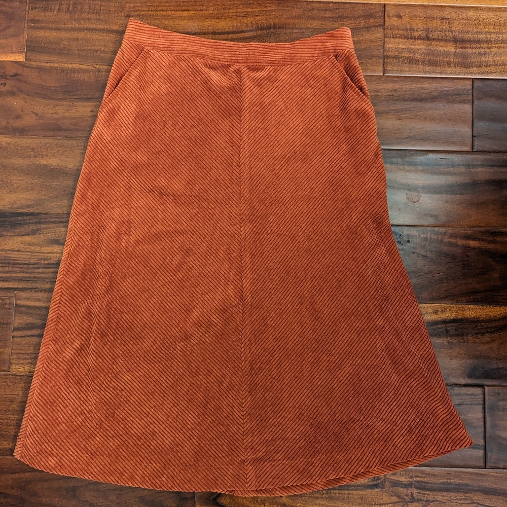 Prologue corduroy knee length skirt rust